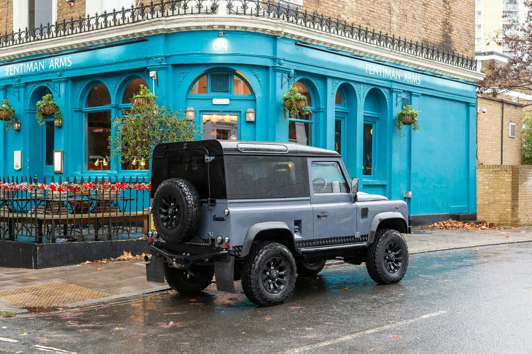 1998 Land Rover Defender 90 - Image 7 of 21