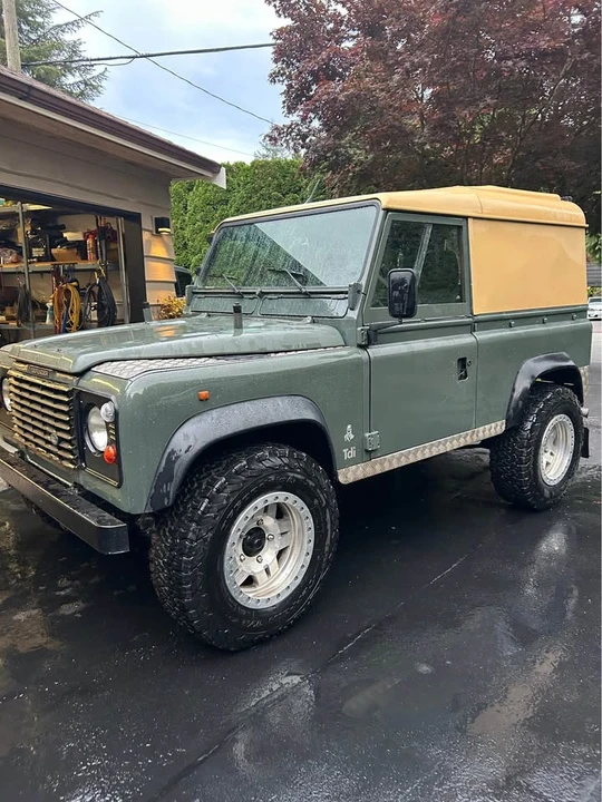 1998 Land Rover Defender 90 - Image 2 of 19
