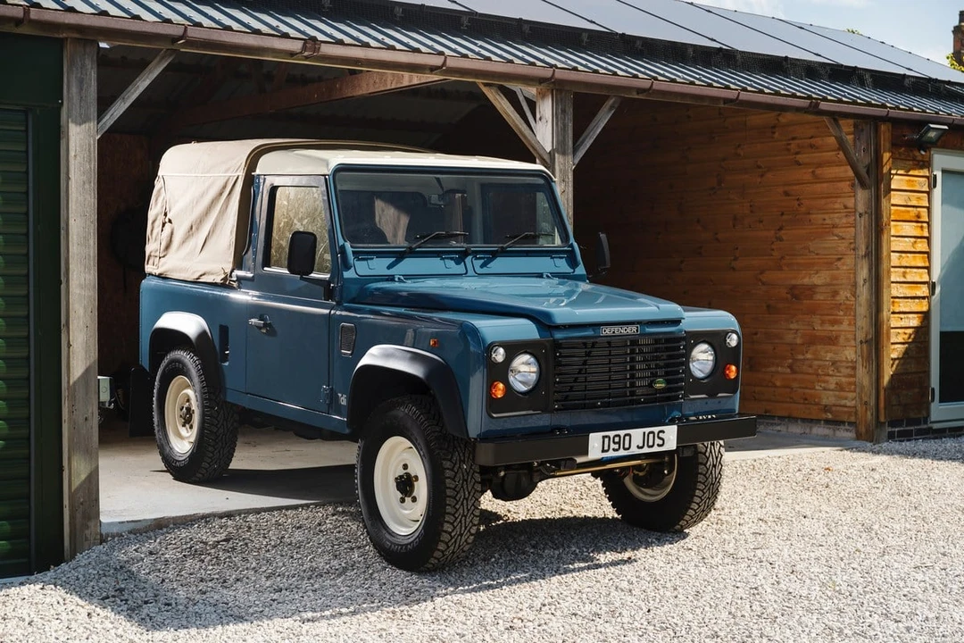 1998 Land Rover Defender 90 - Image 14 of 31