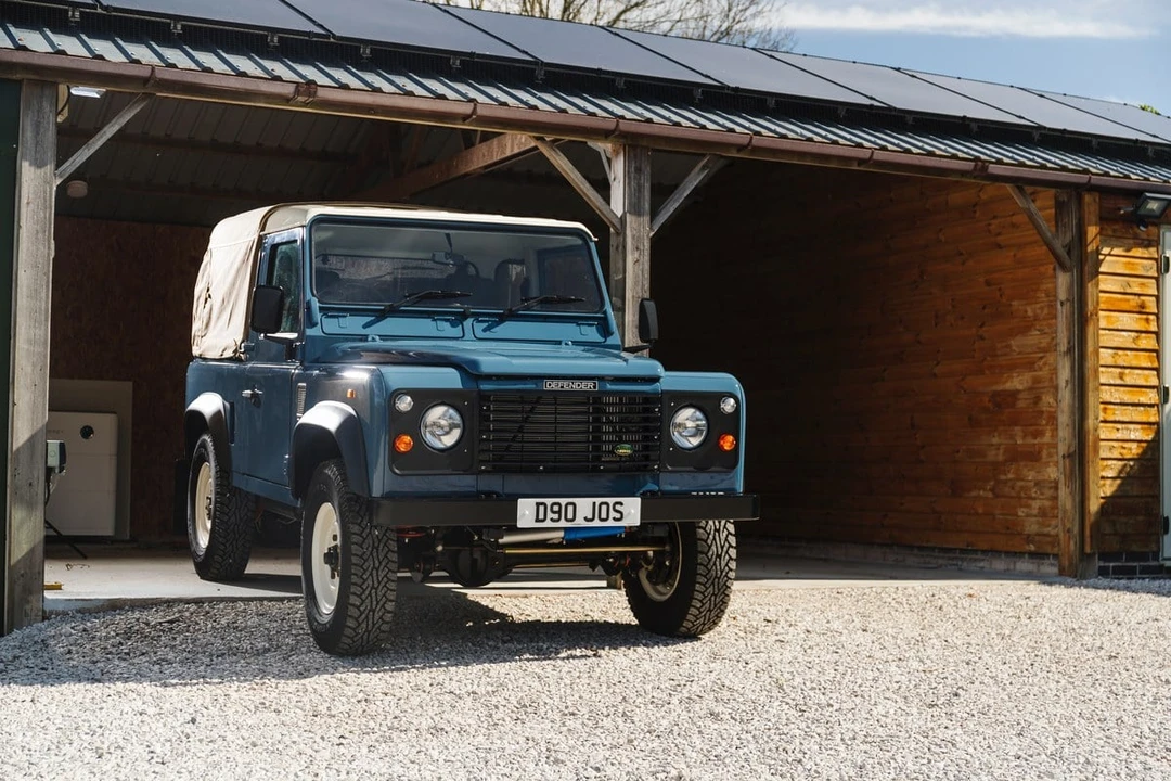 1998 Land Rover Defender 90 - Image 15 of 31
