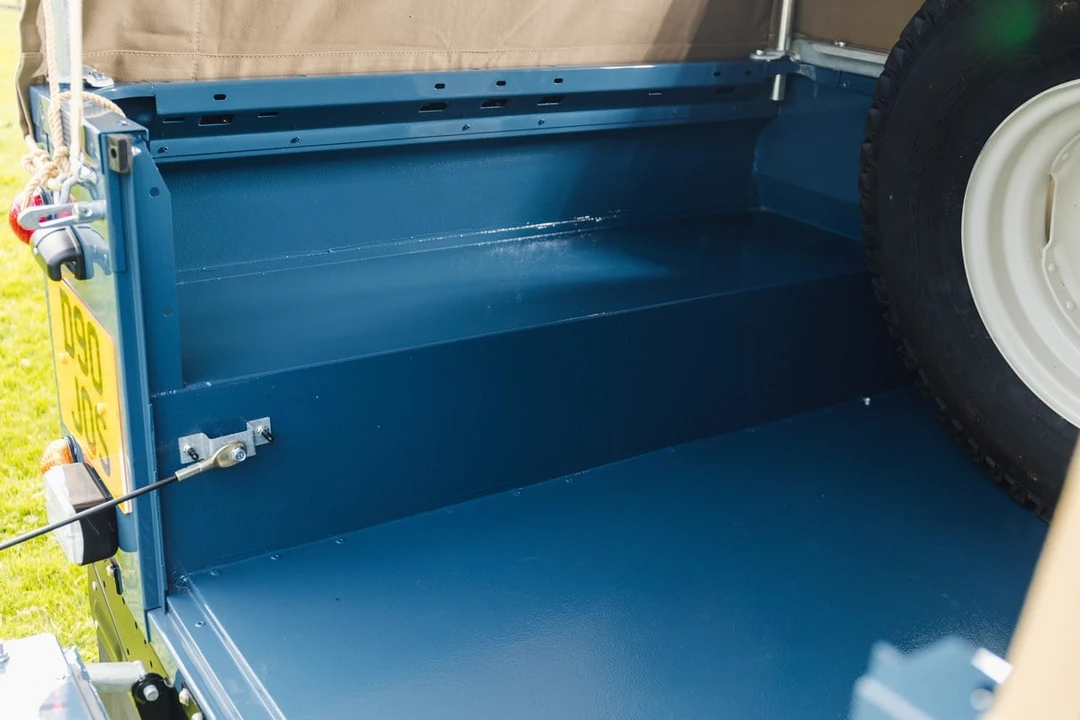 1998 Land Rover Defender 90 - Image 10 of 31