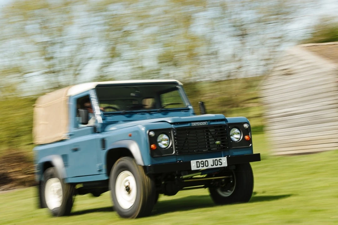 1998 Land Rover Defender 90 - Image 18 of 31