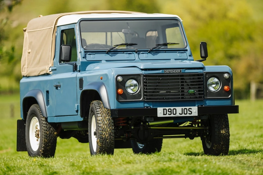 1998 Land Rover Defender 90 - Image 19 of 31