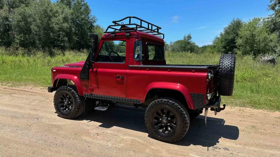 1998 Land Rover Defender 90 - Image 11 of 31