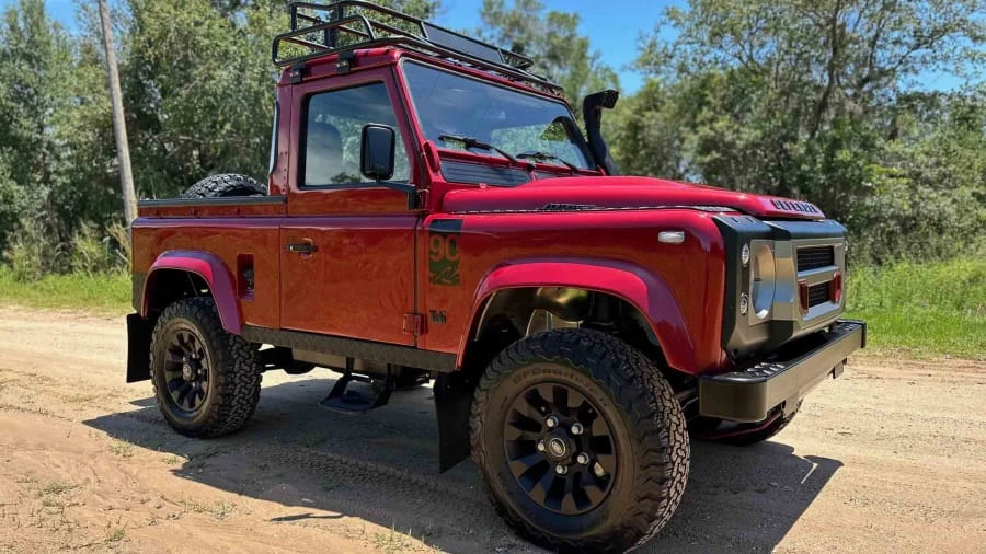 1998 Land Rover Defender 90 - Image 6 of 31