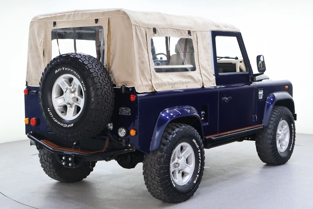 1998 Land Rover Defender 90 - Image 12 of 31