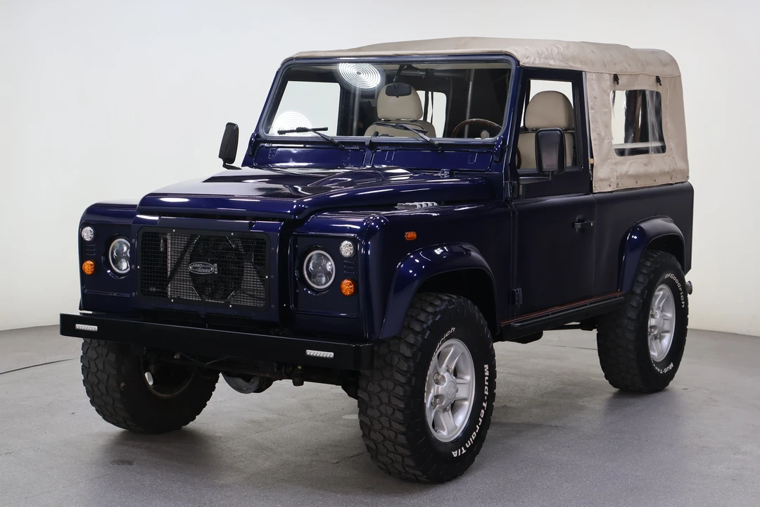 1998 Land Rover Defender 90 - Image 2 of 31