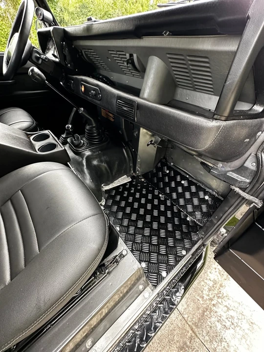 1998 Land Rover Defender 90 - Image 22 of 30