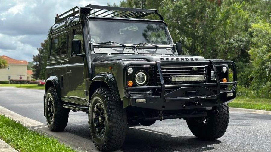 1998 Land Rover Defender 90 - Image 6 of 30