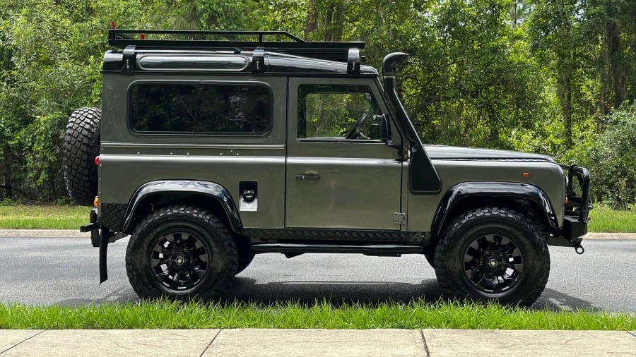 1998 Land Rover Defender 90 - Image 2 of 30