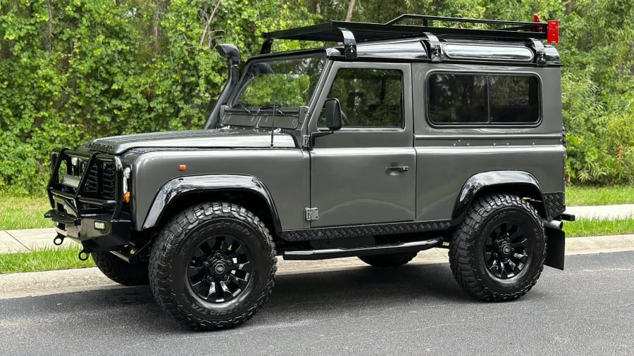 1998 Land Rover Defender 90 - Image 11 of 30