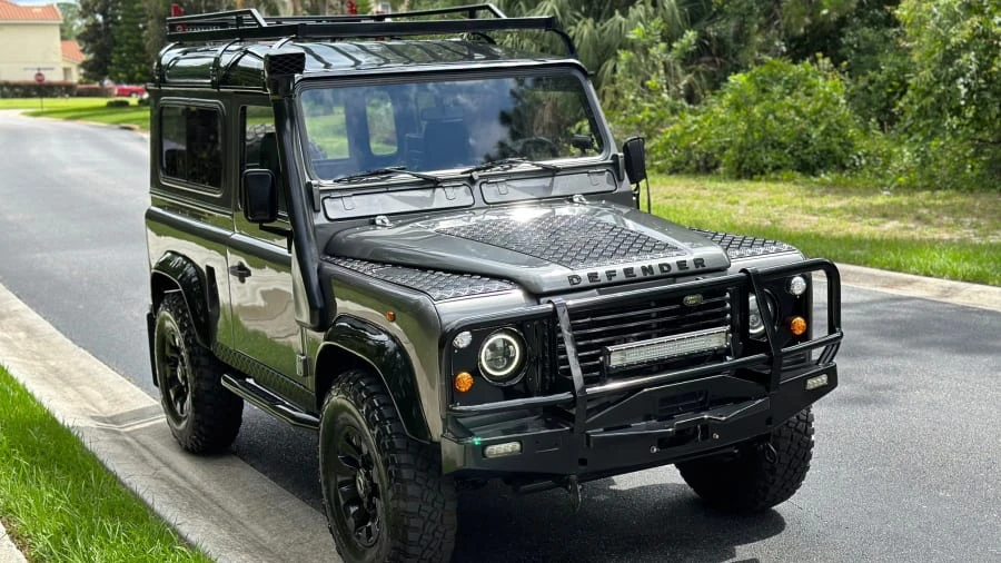 1998 Land Rover Defender 90 - Image 5 of 30