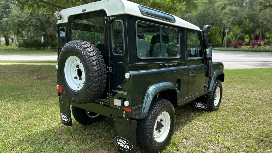 1998 Land Rover Defender 90 - Image 3 of 31