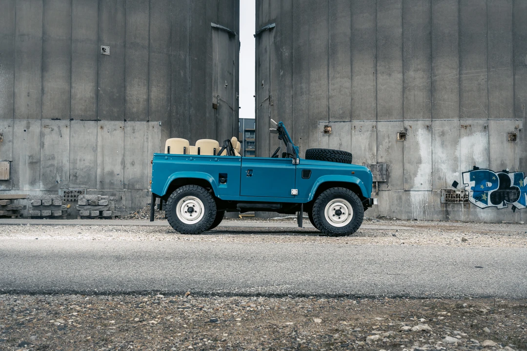 1998 Land Rover Defender 90 - Image 4 of 31