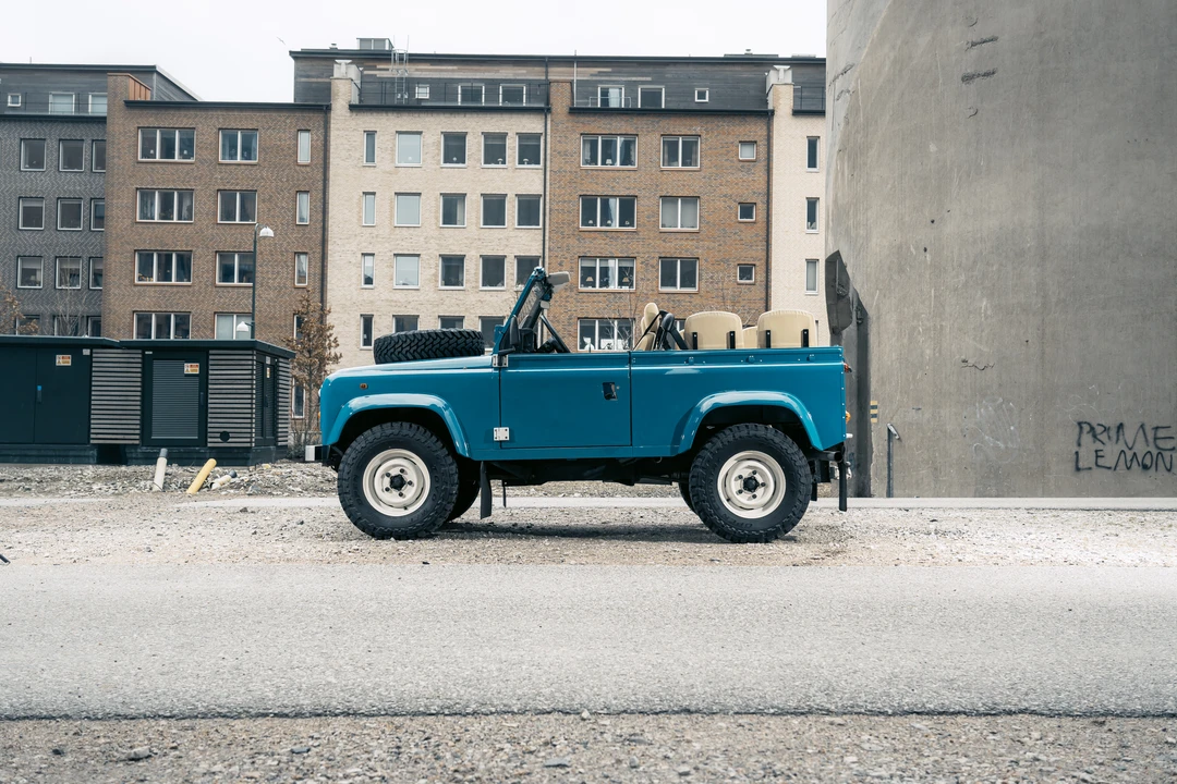 1998 Land Rover Defender 90 - Image 8 of 31