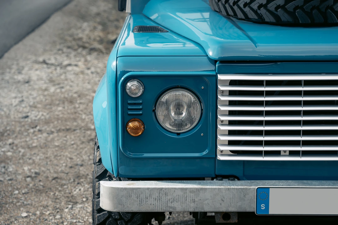 1998 Land Rover Defender 90 - Image 10 of 31