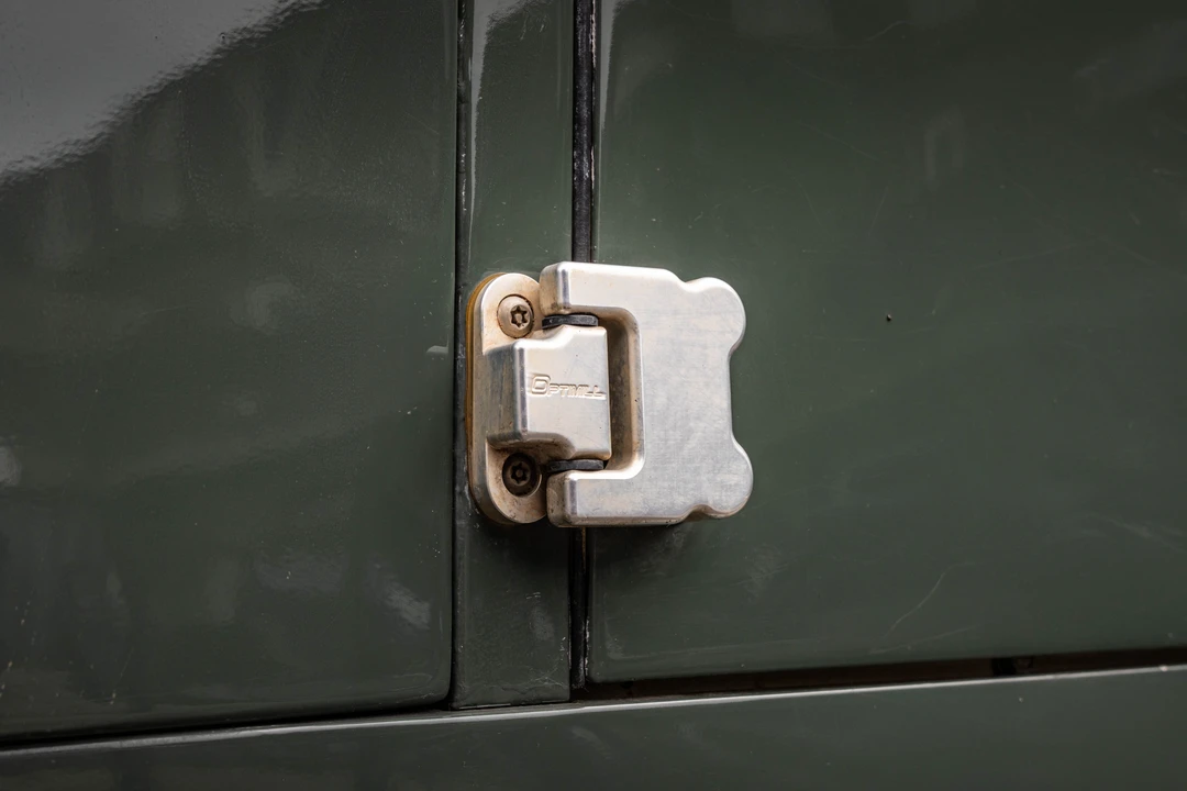 1998 Land Rover Defender 90 - Image 8 of 31