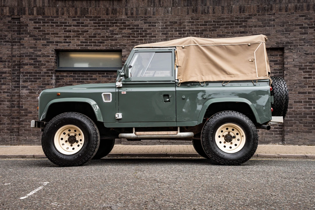1998 Land Rover Defender 90 - Image 3 of 31