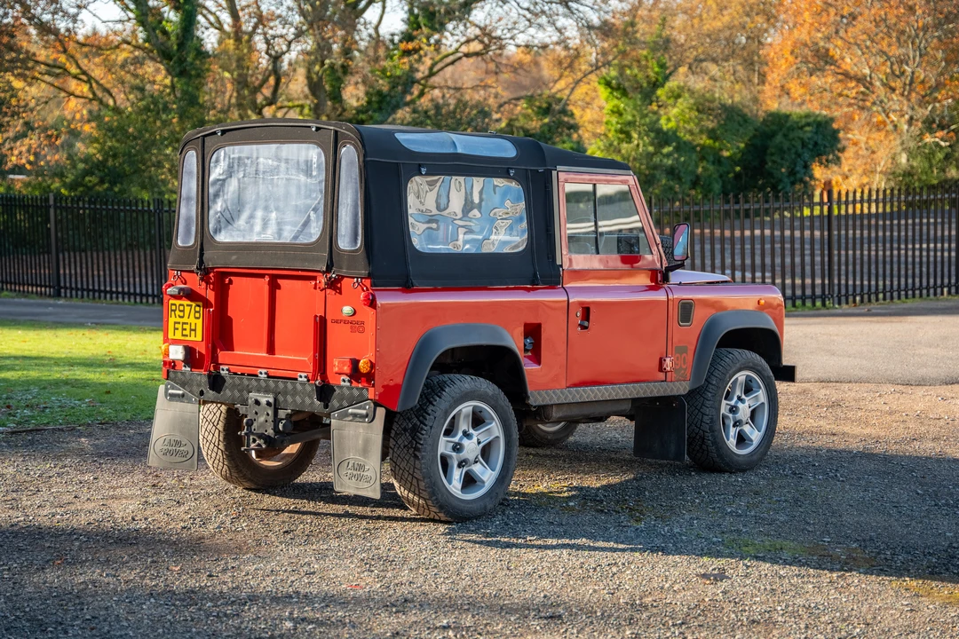 1998 Land Rover Defender 90 - Image 15 of 31