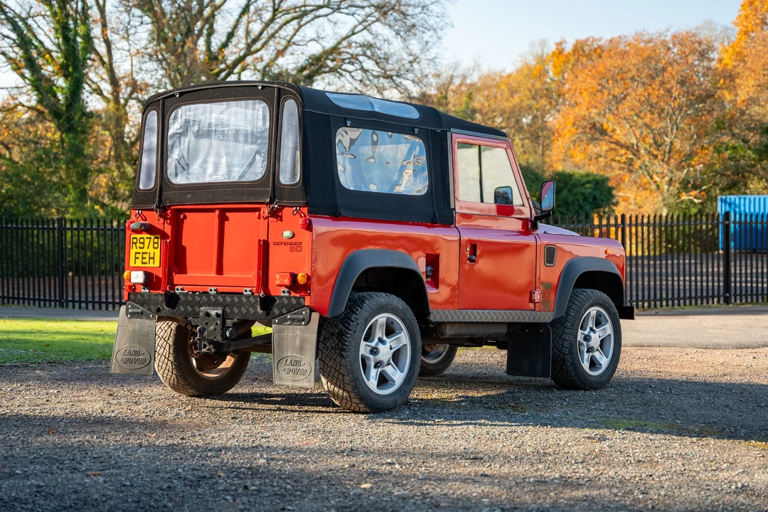 1998 Land Rover Defender 90 - Image 7 of 31