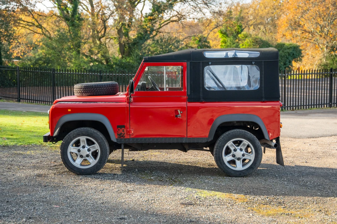 1998 Land Rover Defender 90 - Image 12 of 31