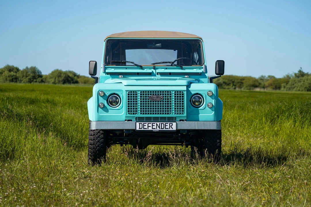 1998 Land Rover Defender 90 - Image 2 of 31