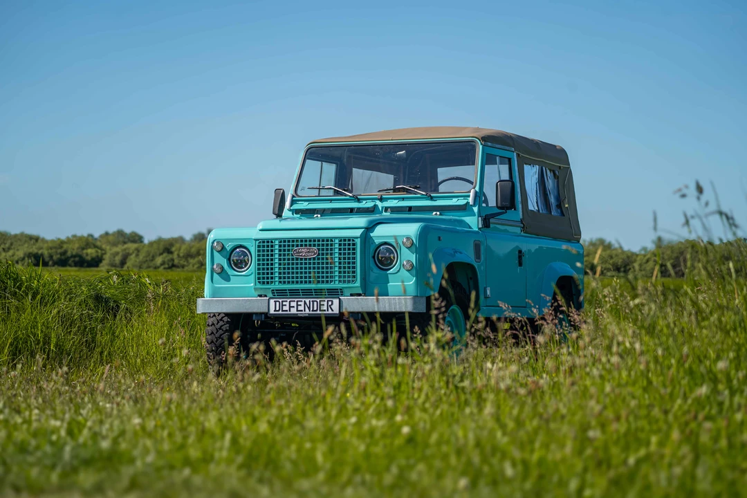 1998 Land Rover Defender 90 - Image 18 of 31