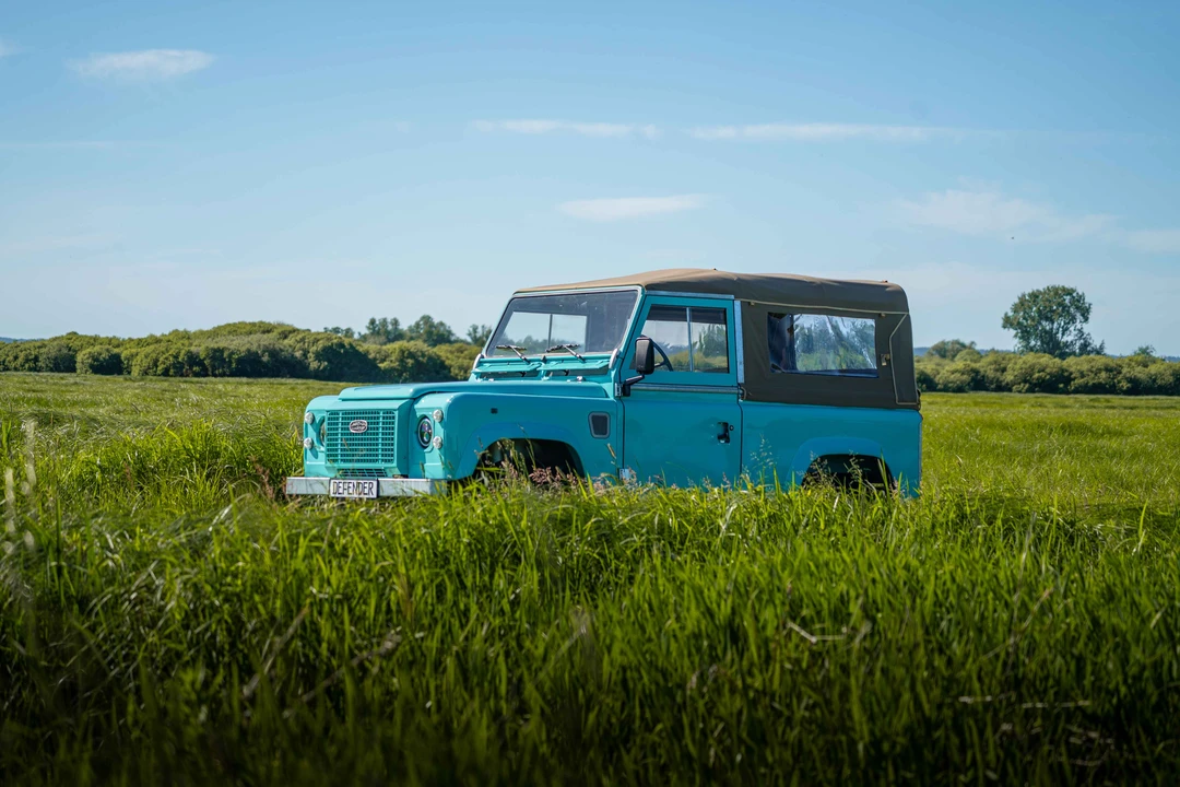 1998 Land Rover Defender 90 - Image 19 of 31