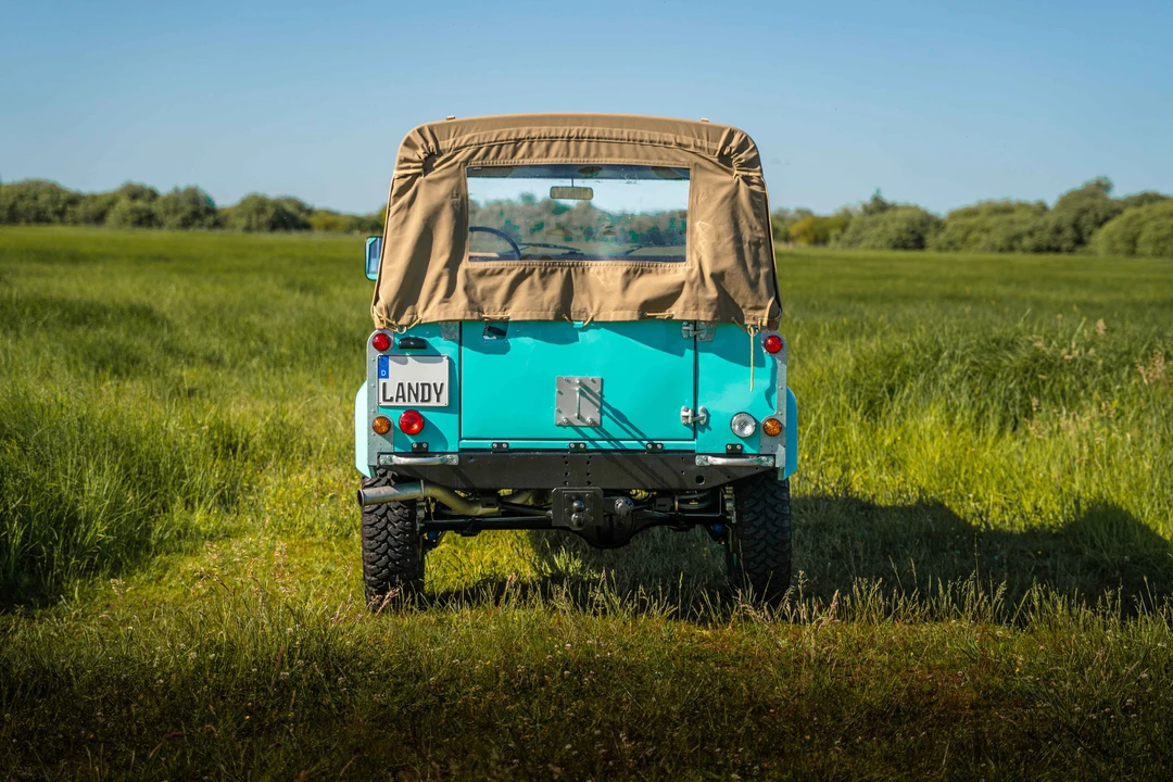 1998 Land Rover Defender 90 - Image 6 of 31