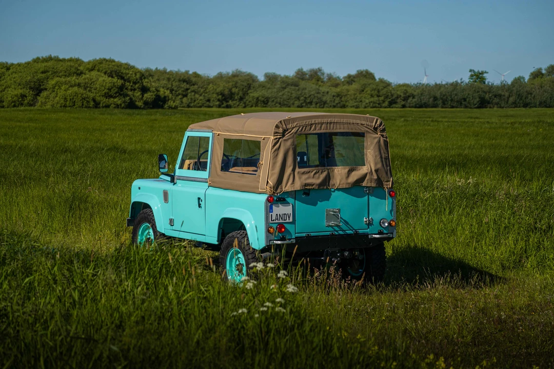 1998 Land Rover Defender 90 - Image 13 of 31