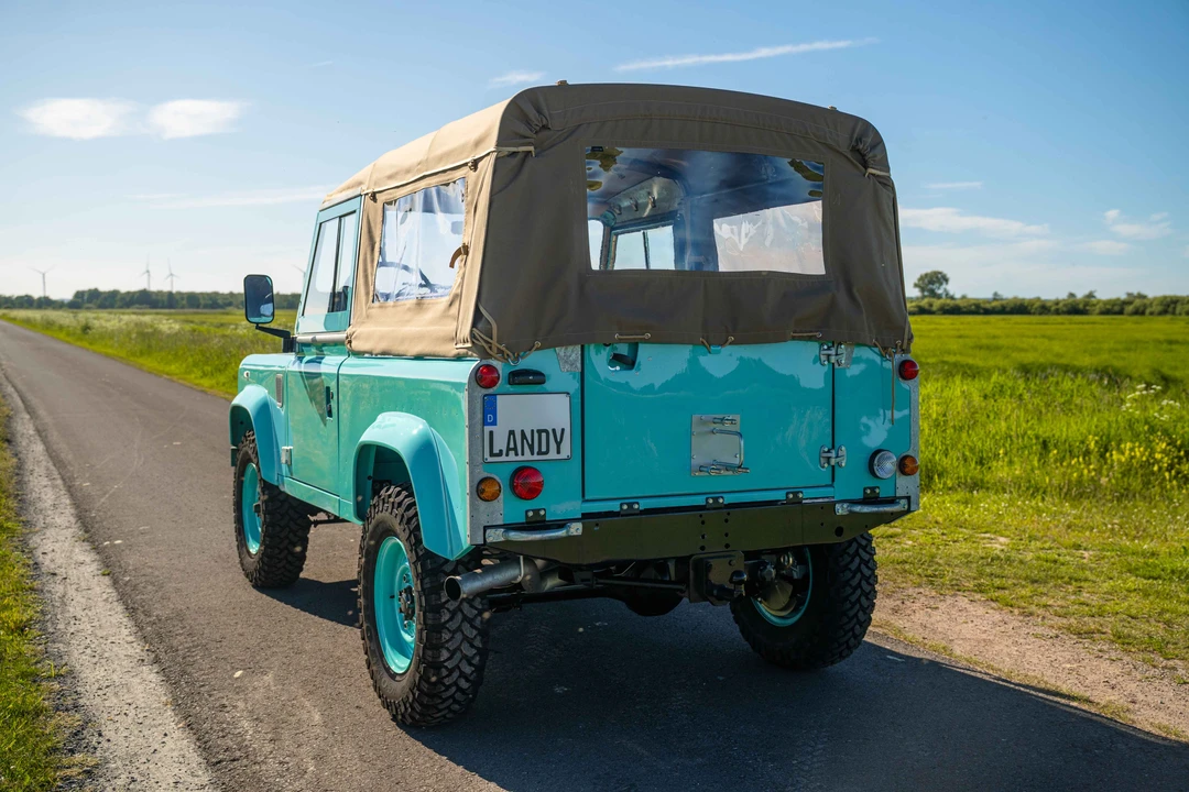 1998 Land Rover Defender 90 - Image 5 of 31
