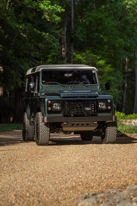 1998 Land Rover Defender 110 - Image 10 of 21