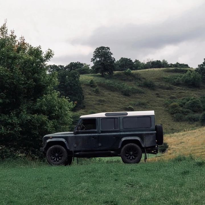 1998 Land Rover Defender 110 - Image 2 of 21