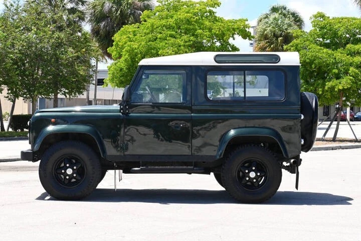 1998 Land Rover Defender 90 - Image 5 of 21
