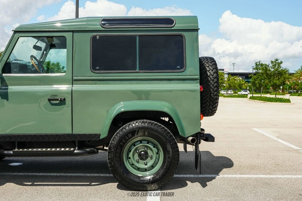 1998 Land Rover Defender 90 - Image 5 of 12