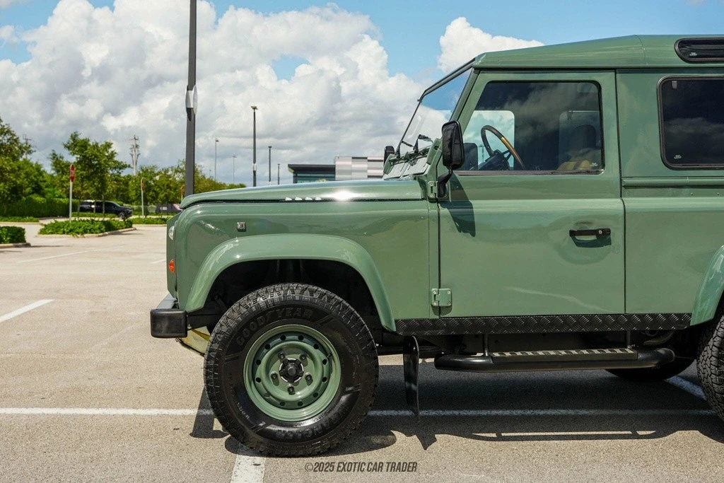 1998 Land Rover Defender 90 - Image 4 of 12