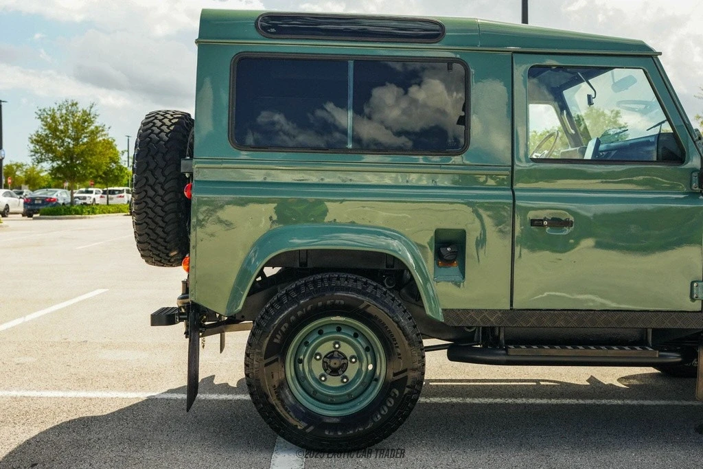 1998 Land Rover Defender 90 - Image 10 of 12