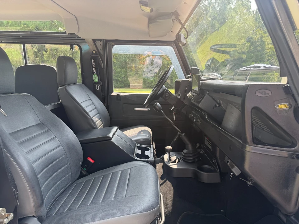 1998 Land Rover Defender - Image 9 of 15