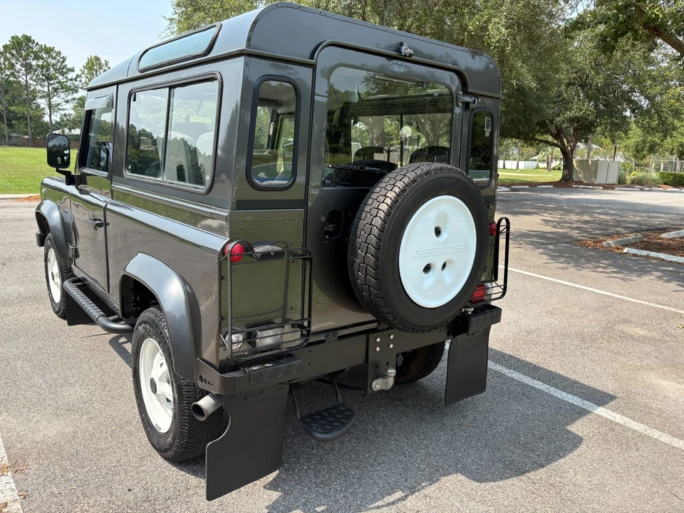 1998 Land Rover Defender - Image 5 of 15