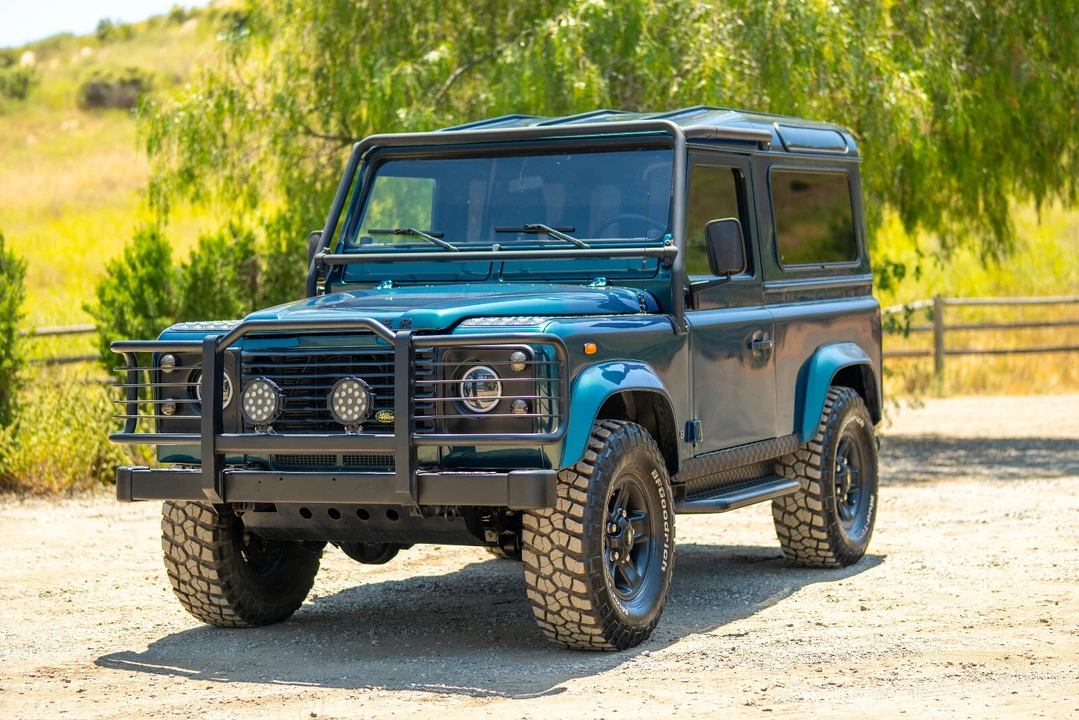 1998 Land Rover Defender 90 - Image 7 of 21