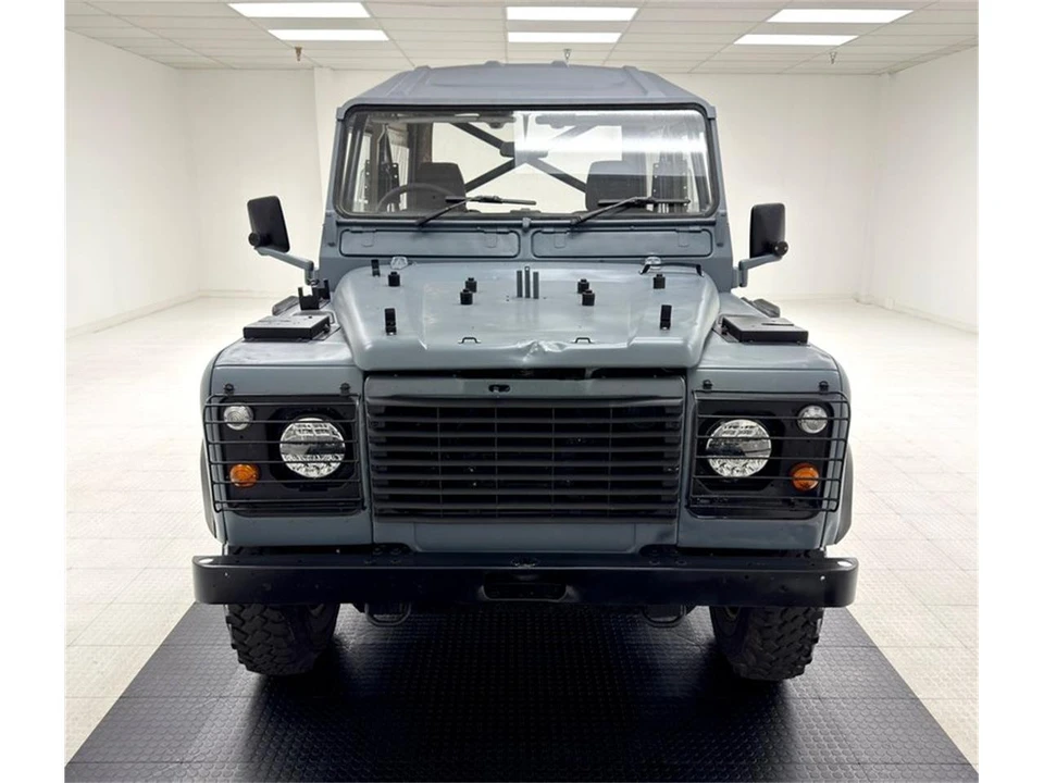 1998 Land Rover Defender - Image 8 of 31