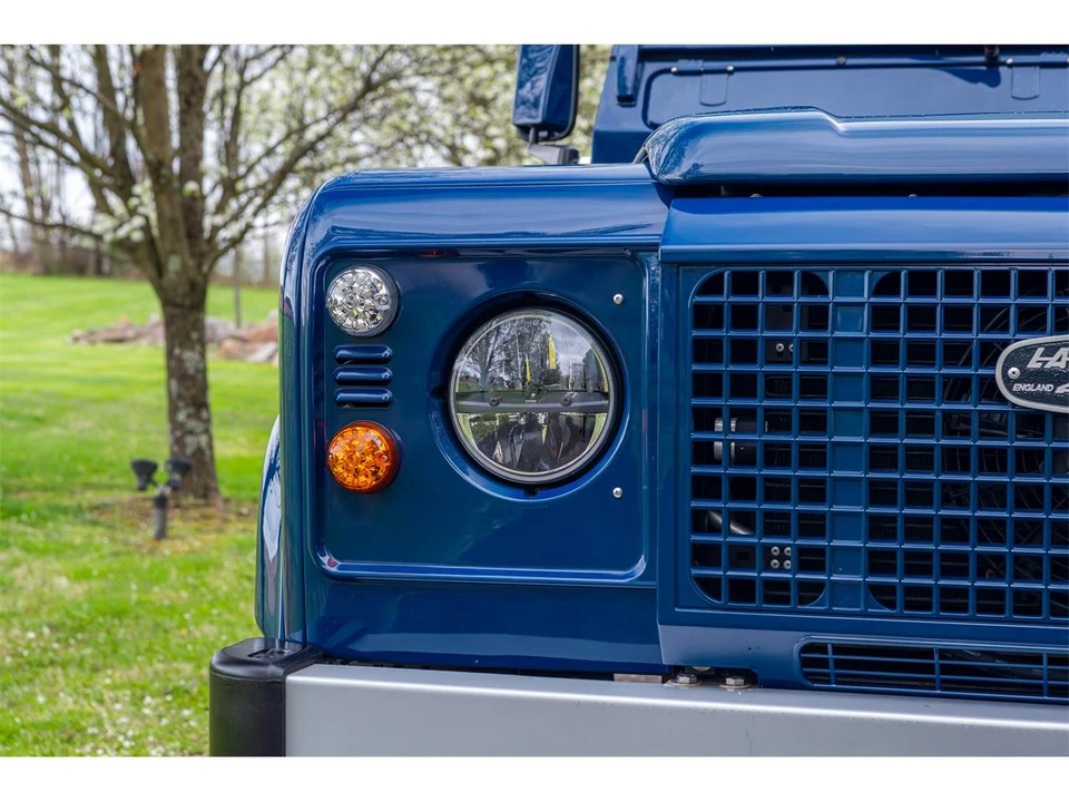 1998 Land Rover Defender - Image 5 of 31