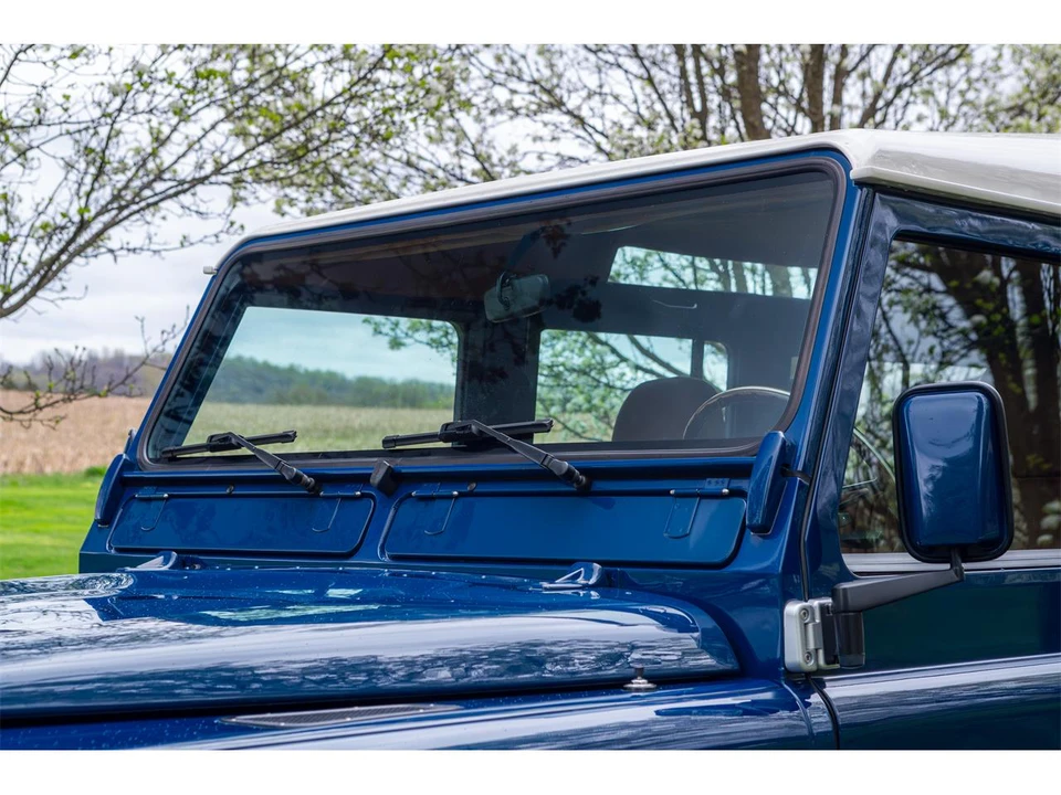 1998 Land Rover Defender - Image 7 of 31