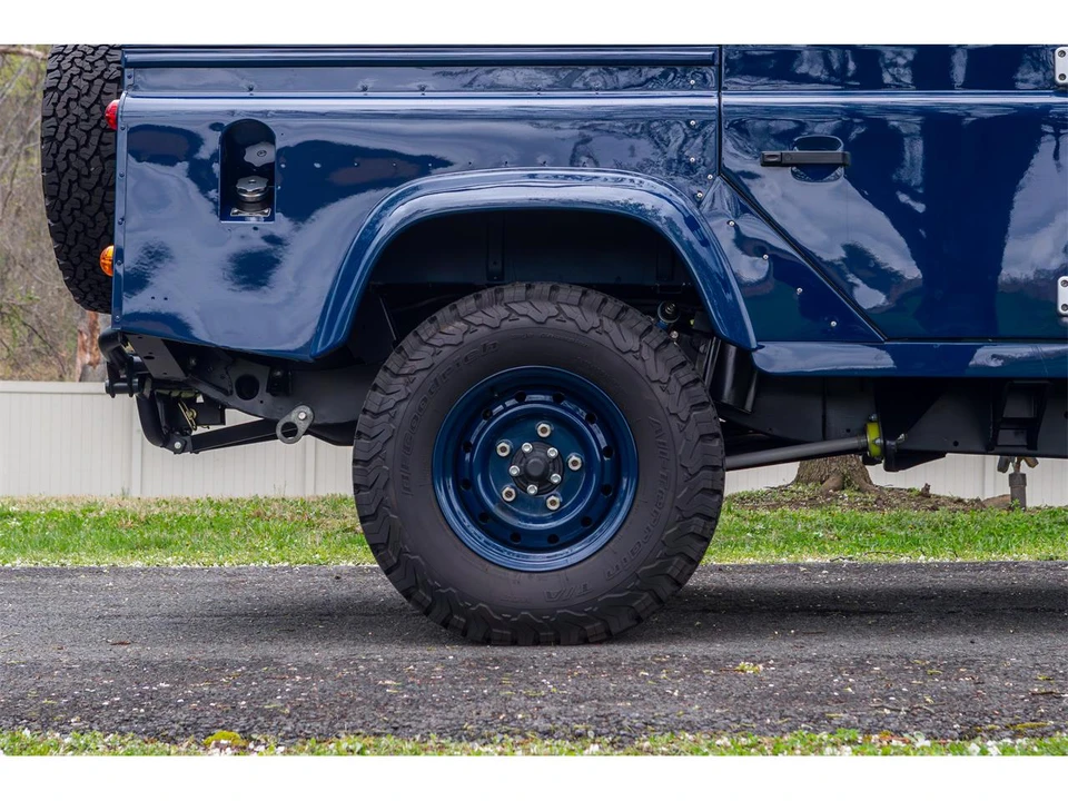 1998 Land Rover Defender - Image 13 of 31