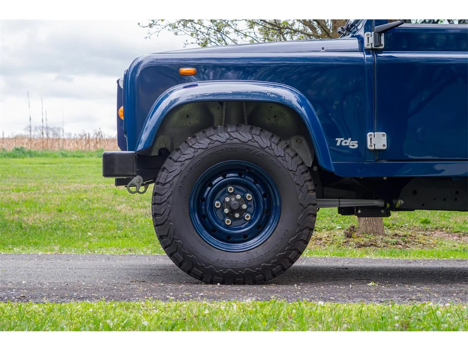 1998 Land Rover Defender - Image 15 of 31