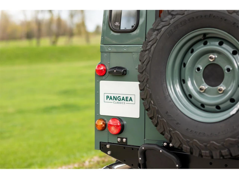 1998 Land Rover Defender - Image 12 of 26