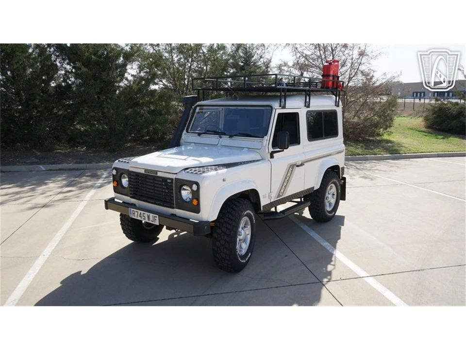 1998 Land Rover Defender - Image 2 of 31