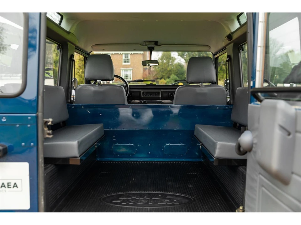 1998 Land Rover Defender - Image 18 of 25