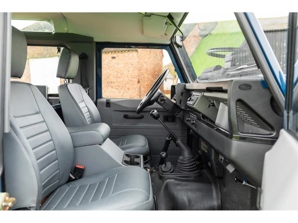1998 Land Rover Defender - Image 23 of 25