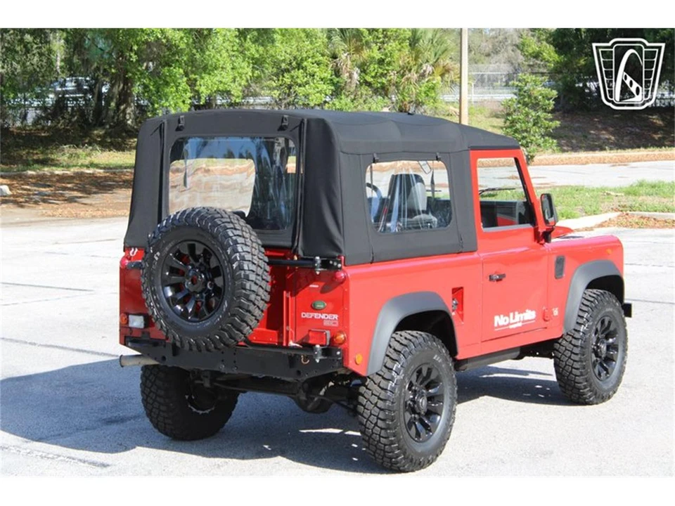 1998 Land Rover Defender - Image 10 of 31